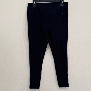 Mondetta Classic Black Apparel